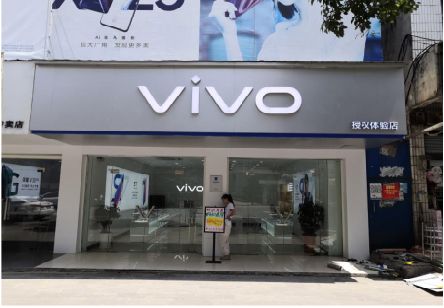 老河口}做一个门店面广告招牌需要多少钱？